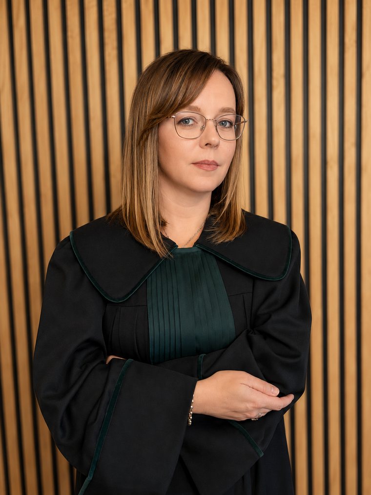 adw. Aldona Sasin - kancelaria adwokacka prowadząca sprawy o upadłość konsumencką w Warszawie